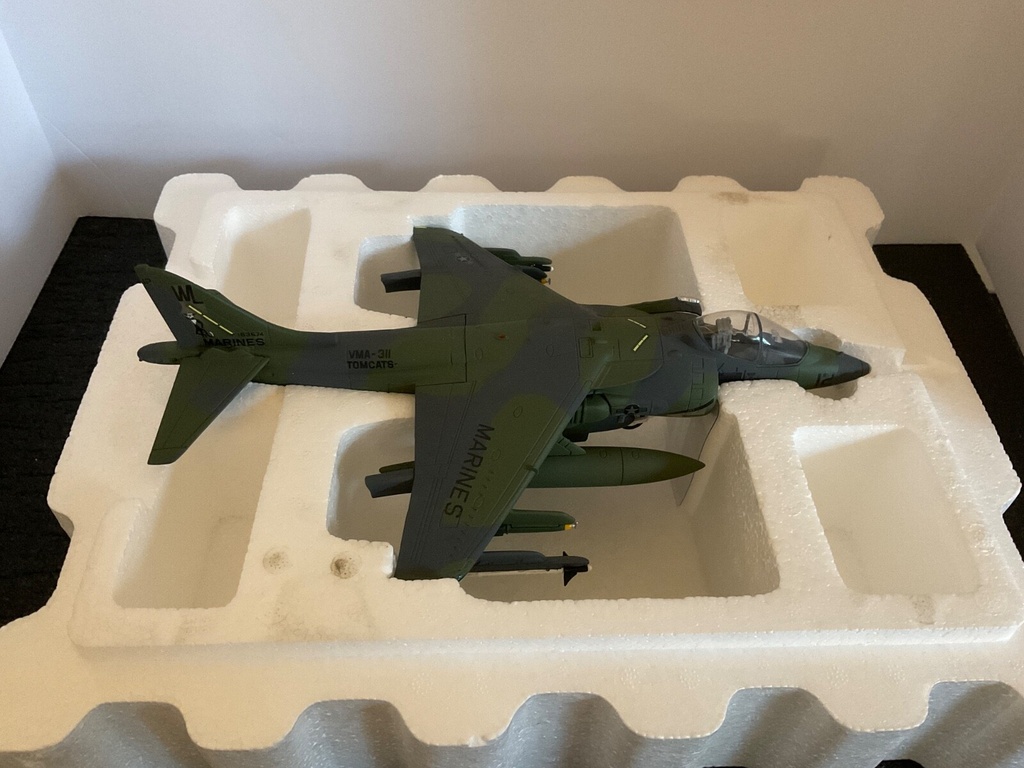 Armour Collection Diecast Metal 1/48 scale AV8-B USMC Harrier Fighter Jet #98052 image