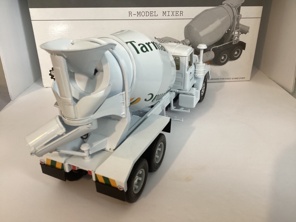 1/34 First Gear R Model Mixer Tarmac Mixer 10-2320 image