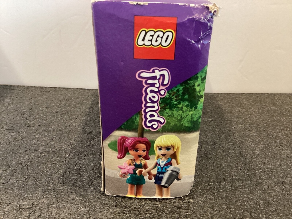 LEGO SET: FRIENDS HEARTLAKE MOBILE BOUTIQUE  (40571) (SIDE VERY TEARED) image