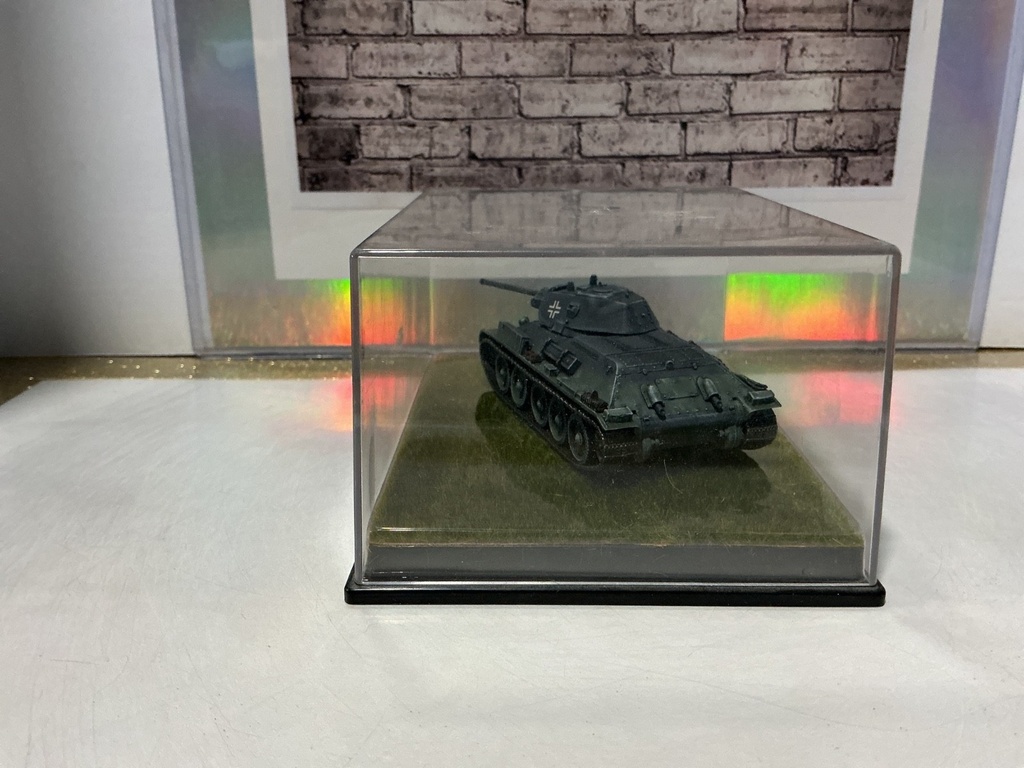 DRAGON MODELS 1:72 MILITARY TANK/VEHICLE: T-34/76 Mod. 1941 (GERMAN CAPTURED) image