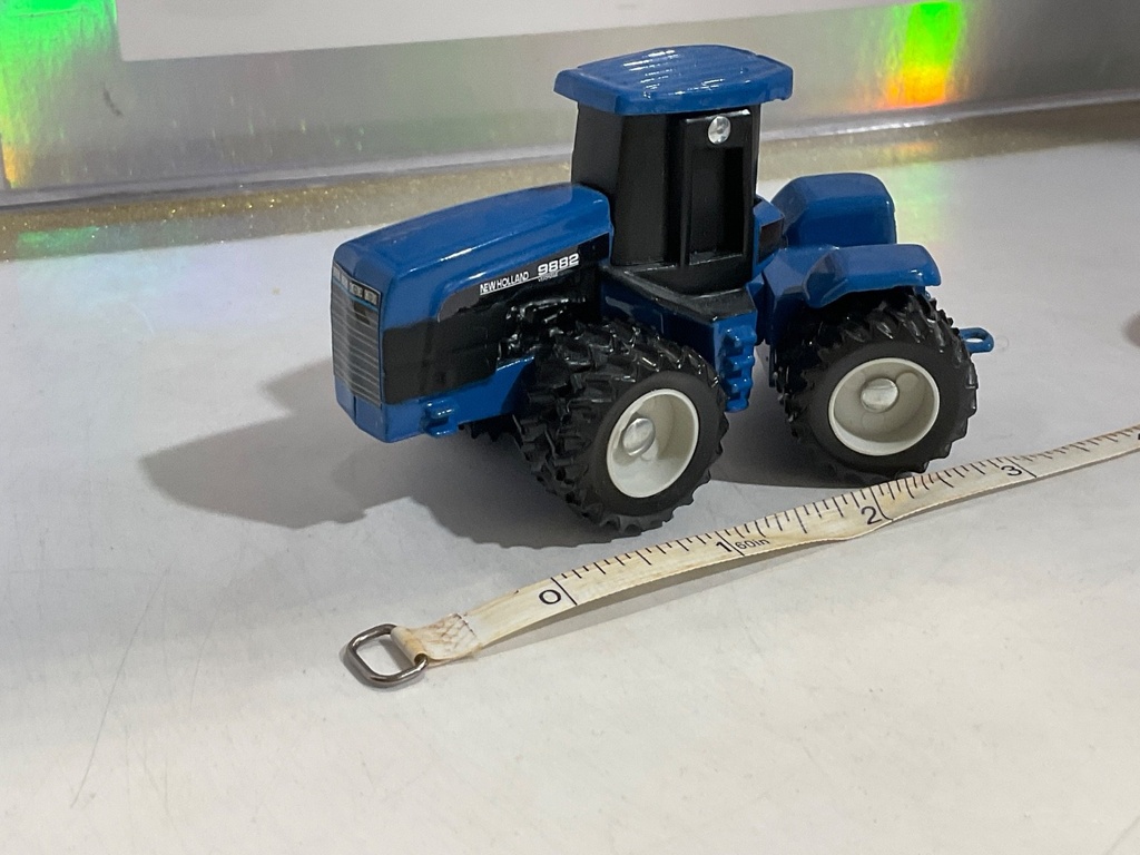NEW HOLLAND 9882 DUAL WHEELS  TRACTOR **NO BOX image
