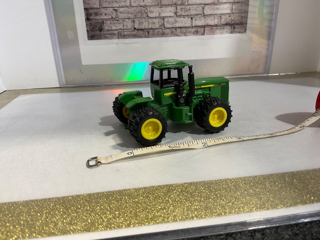 JOHN DEERE 8850 DUAL WHEELS  TRACTOR **NO BOX image