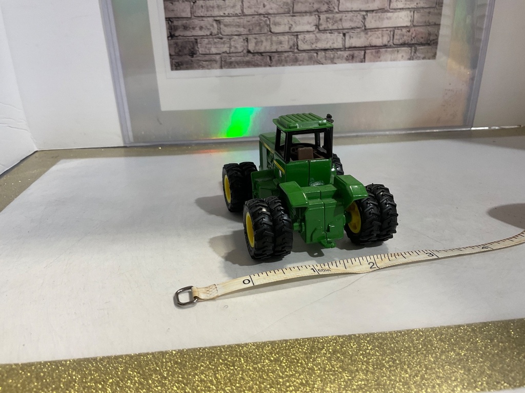 JOHN DEERE 8850 DUAL WHEELS  TRACTOR **NO BOX image