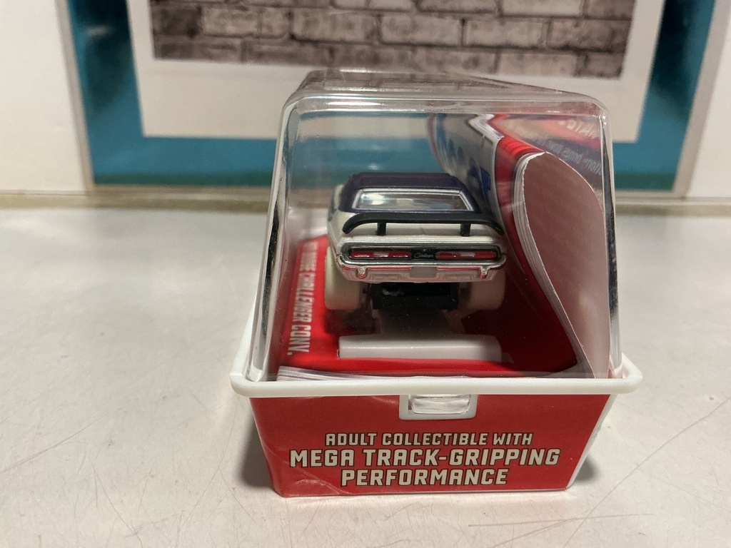 JOHNNY LIGHTNING X-TRACTion  1971 DODGE CHALLENGER image