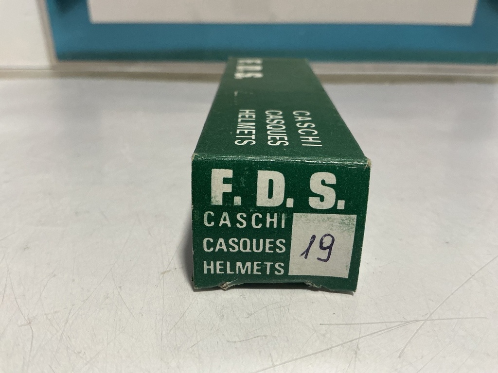 F.D.S HELMET MODEL - NO.19 CLAY REGAZZONI ‘71 image