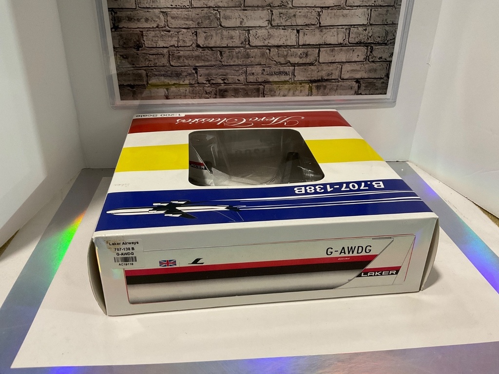 1/200 Aeroclassics AC B707-138 Laker G-AWDG Very Rare image