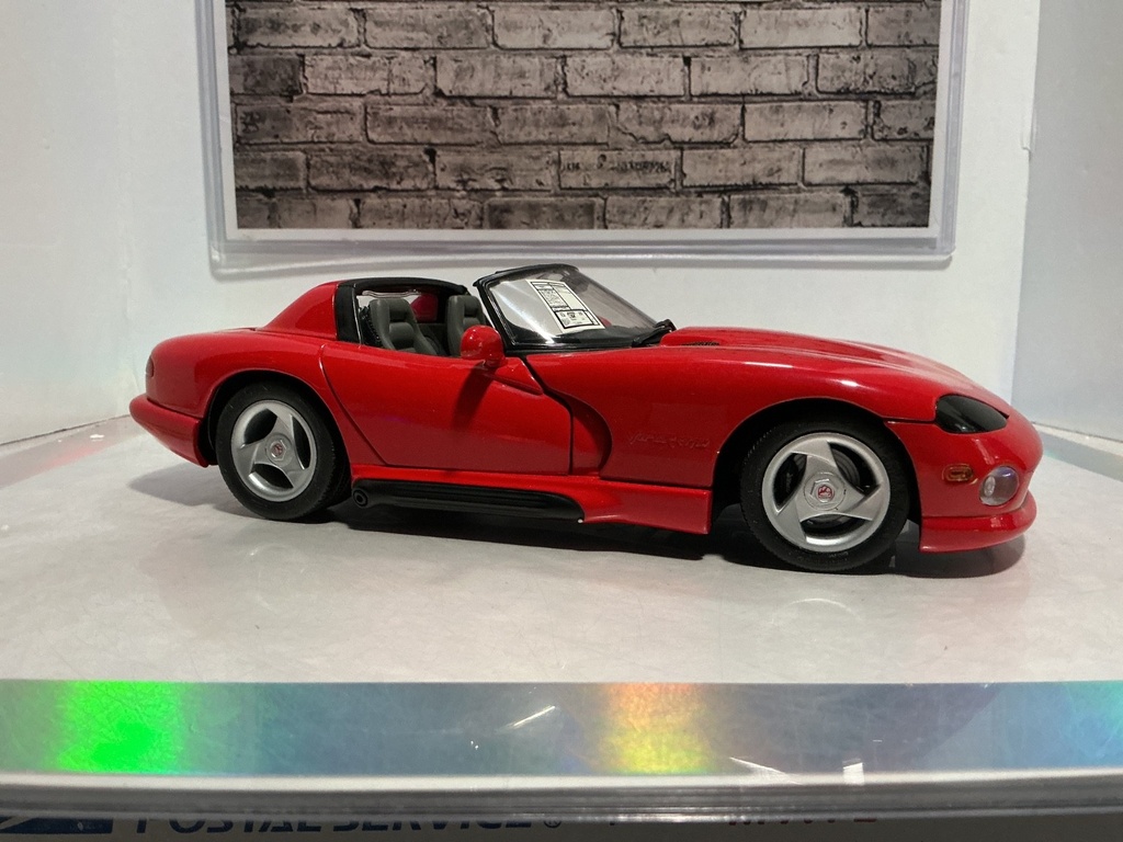 1:20 CREATIVE MASTERS LTD DODGE VIPER RT/10 image