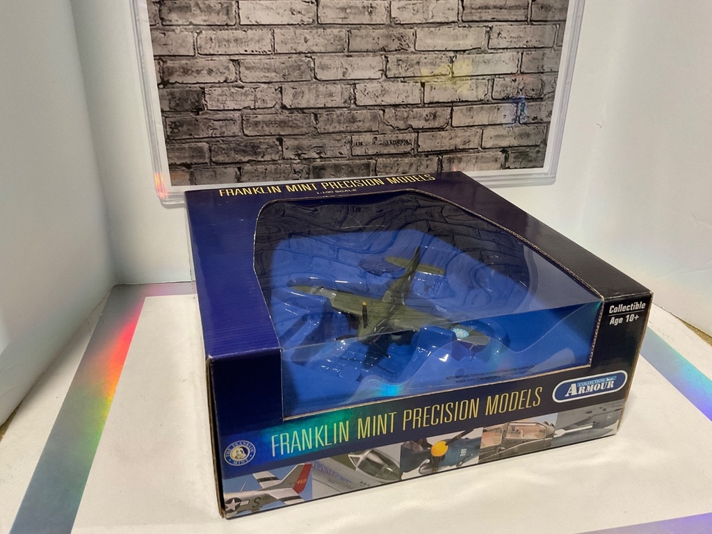 Franklin Mint: Curtiss P-40 Warhawk 1:100 Scale Die Cast Sealed image