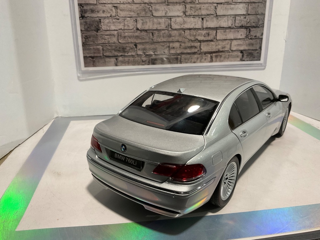 KYOSHO BMW 760LI SILVER NO.0857S image