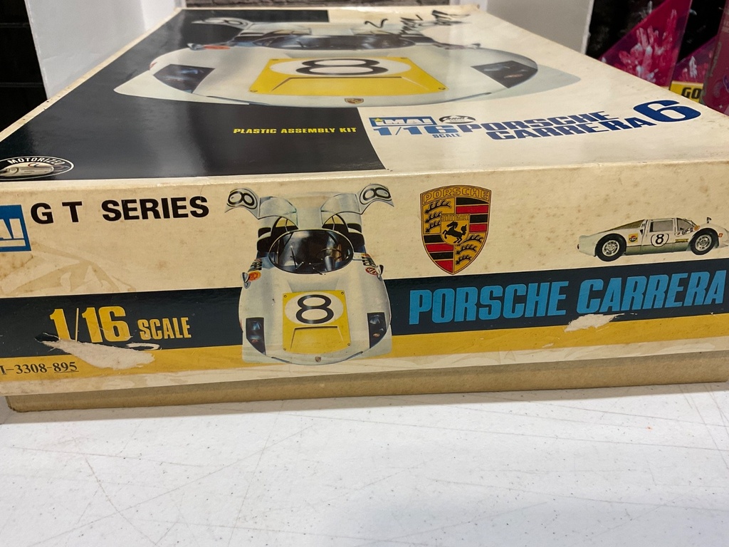 1/16 AHM MAI PORSHE CARRERA OPEN MOST PARTS PRESENT NO MOTOR image