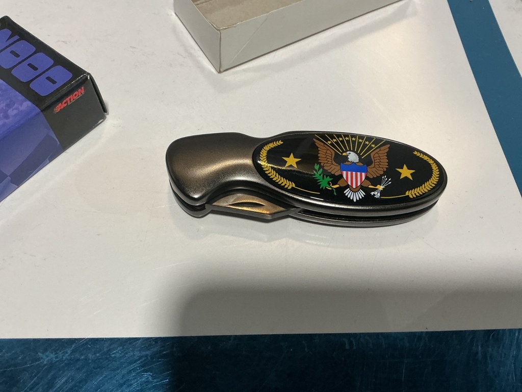 ACTION ARMED FORCES COLLECTOR KNIFE 1 OF 3000 image