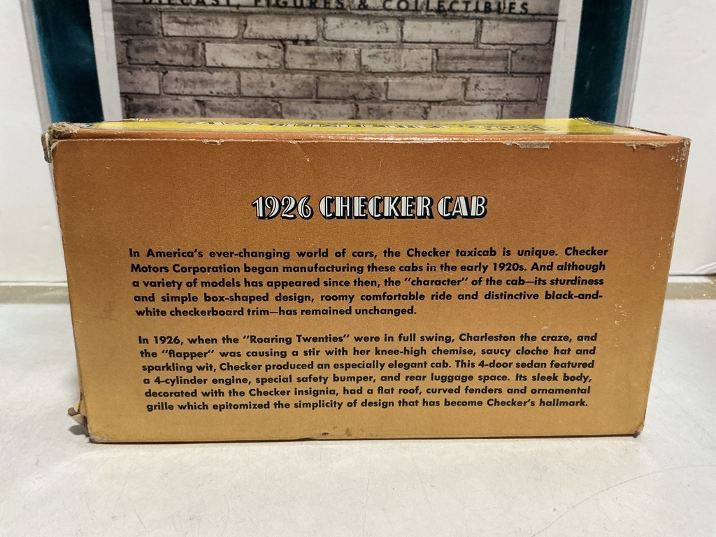 AVON 1926 CHECKER CAB - WILD COUNTRY AFTER SHAVE 5 FL.OZ image