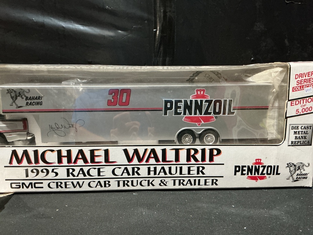 BROOKFIELD COLLECTORS GUILD - GMC CREW CAB TRUCK/HAULER [MICHAEL WALTRIP] image