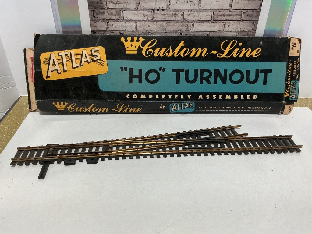 VINTAGE - CUSTOM LINE “HO” TURNOUT [ATLAS] 6L image