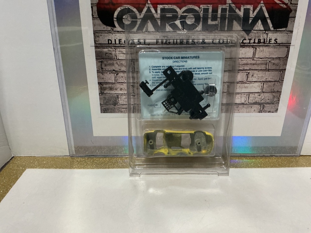 SCM/STOCK CAR MINIATURES #30 PENNEZOIL KIT image
