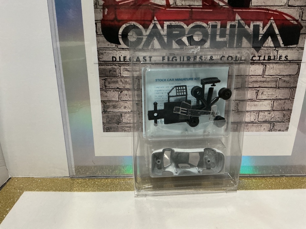 SCM/STOCK CAR MINIATURES #17 WESTERN AUTO KIT image