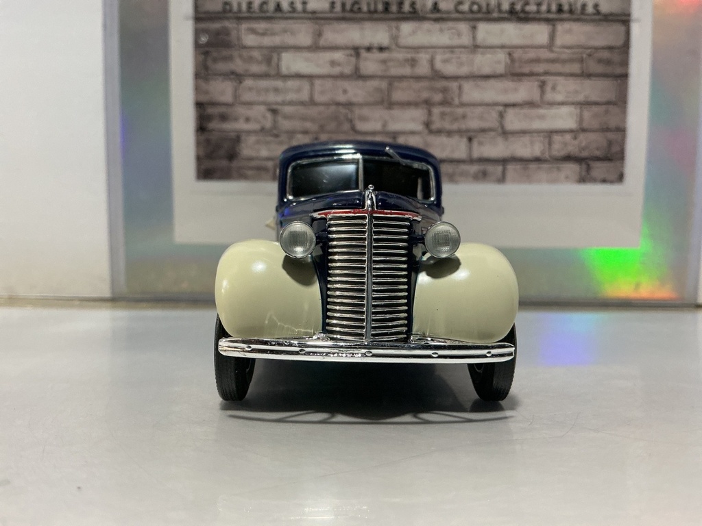 WIX FILTERS 60TH ANNIVERSARY 1939 CHEVROLET CANOPY PANEL & ERA OIL FILTER BANKS image