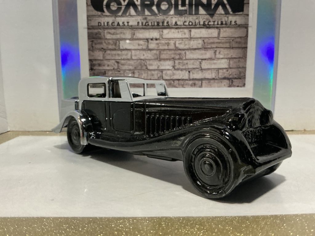 AVON BUGGATI ‘27 AFTER SHAVE 6.0Z [DAMAGED BOX] image