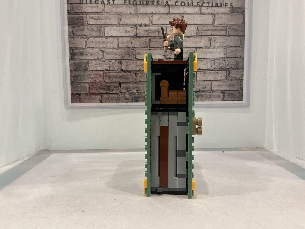 LEGO Harry Potter Hogwarts Moment: Potions Class (76383) image
