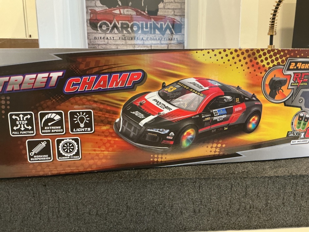 1/12 STREET CHAMP RC CAR PANTHER BACK # 33 W/WORKING LIGHTS image