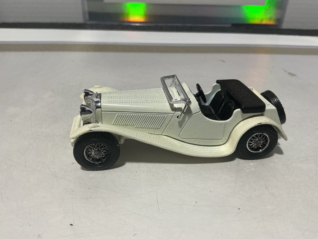 1/64 MATCHBOX MODELS OF YESTERYEAR, 1936 JAGUAR SS100 image
