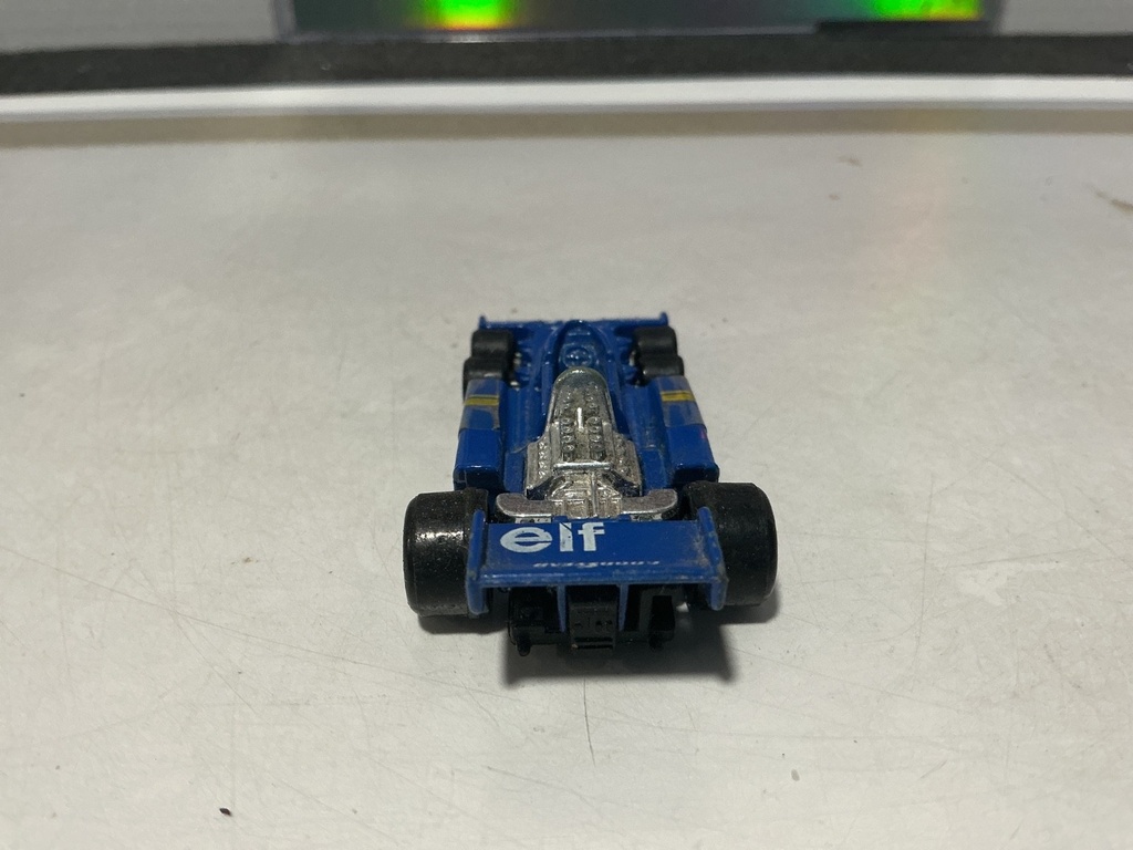 1/64 TOMICA TYRELL P-34 FORD 1977 MADE IN JAPAN image