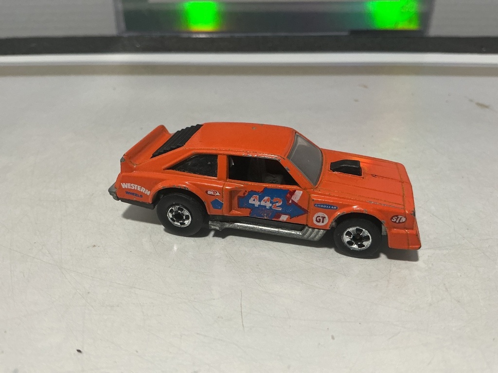 1/64 HOTWHEELS MATTEL FLAT OUT 442 BLACKWALL 1978 MADE IN HONG KONG image
