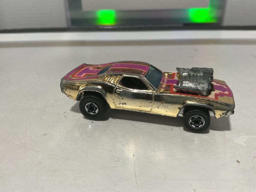 1/64 HOTWHEELS 1970 GOLD CHROME RODGER DODGER BLACKWALL - MADE IN HONG KONG image