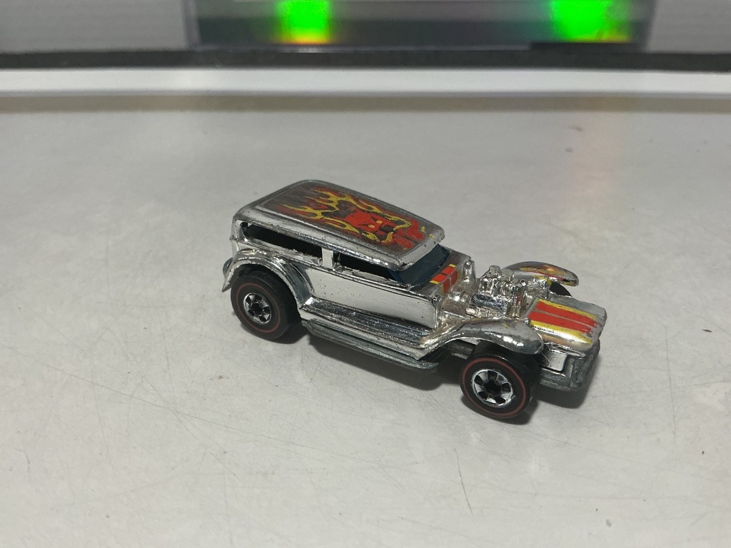 1/64 HOTWHEELS 1977 SUPERCHROME PROWLER RED LINE - HONG KONG image