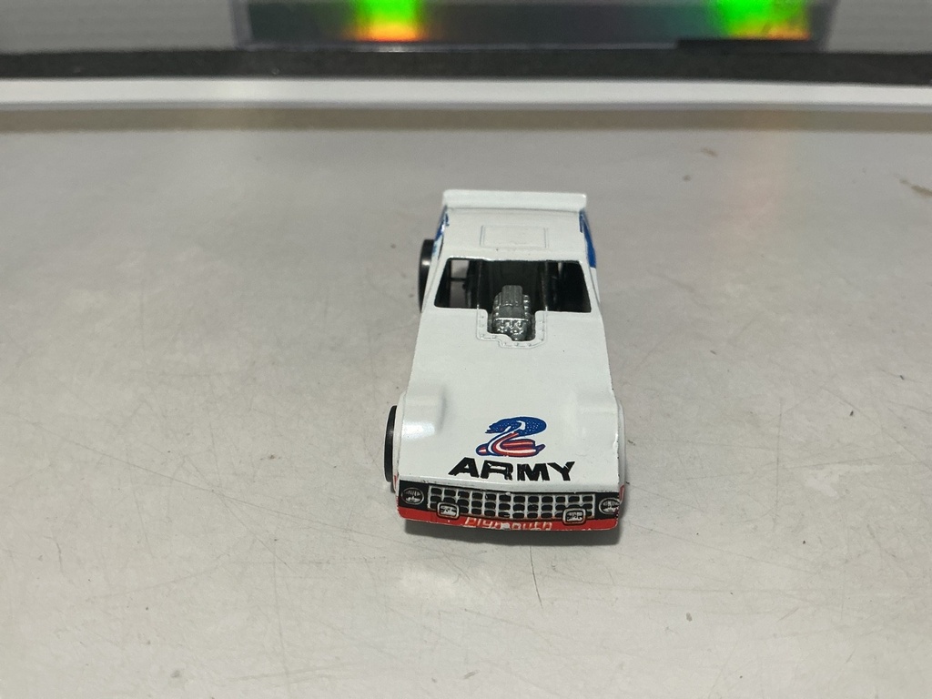 1/64 HOTWHEELS MATTEL - DON PRUDHOMME US ARMY FUNNY CAR - 1977 ENGLAND image
