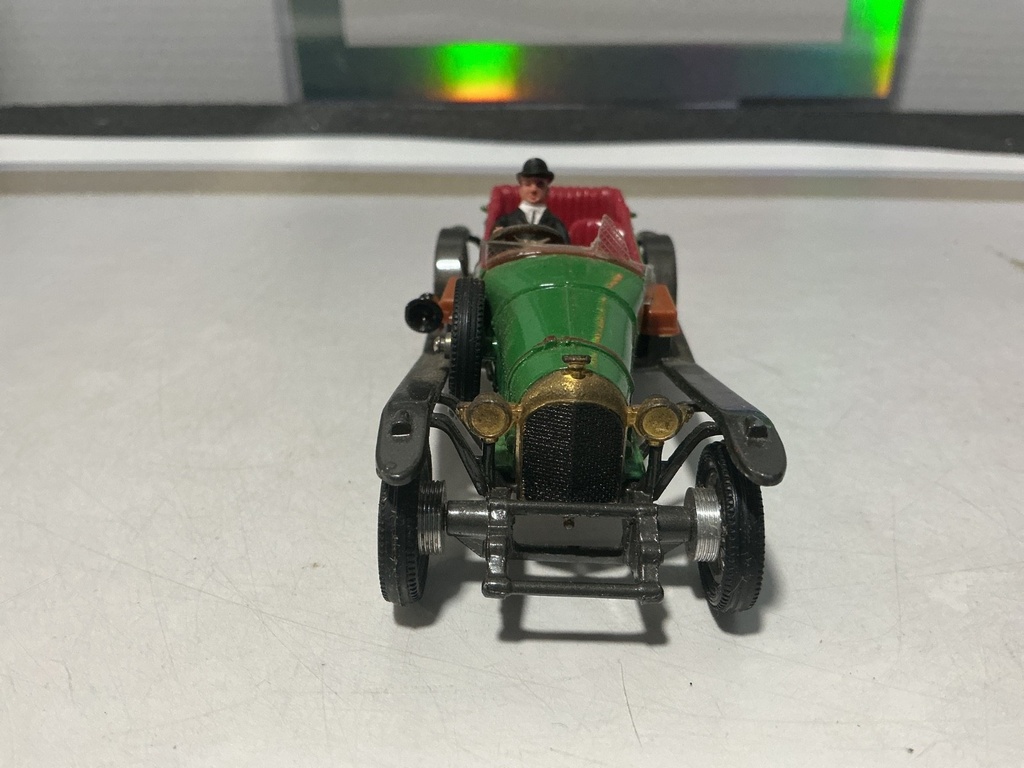 1/43 CORGI CLASSICS - 1927 Bentley 3-Litre Open Tourer [BROKEN WINDSHIELD] image