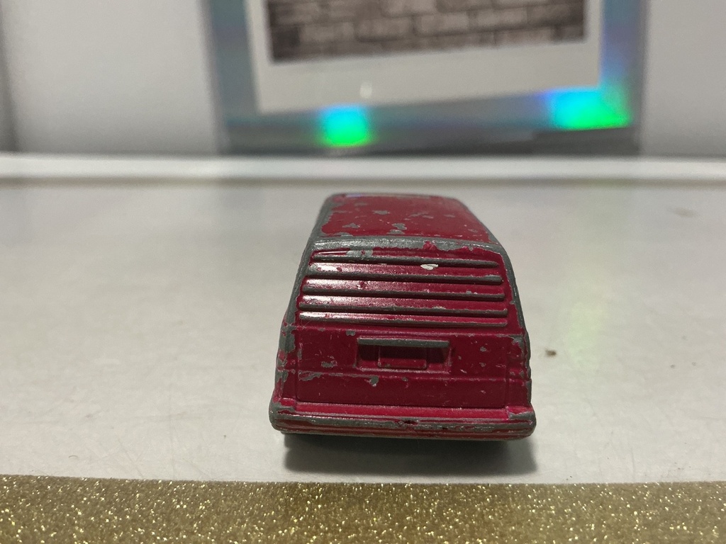 1/64 1985 HOTWHEELS MATTEL FLIP OUTS VAN image