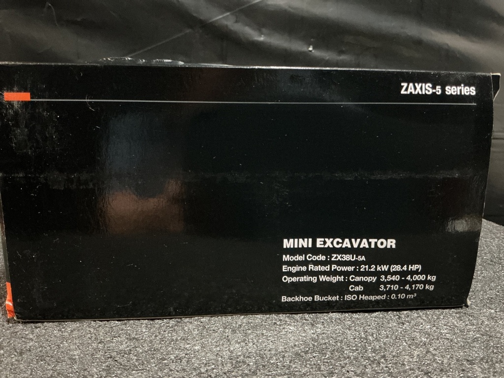 1/30 HITACHIMINI EXCAVATOR ZAXIS 38U box imperfect image