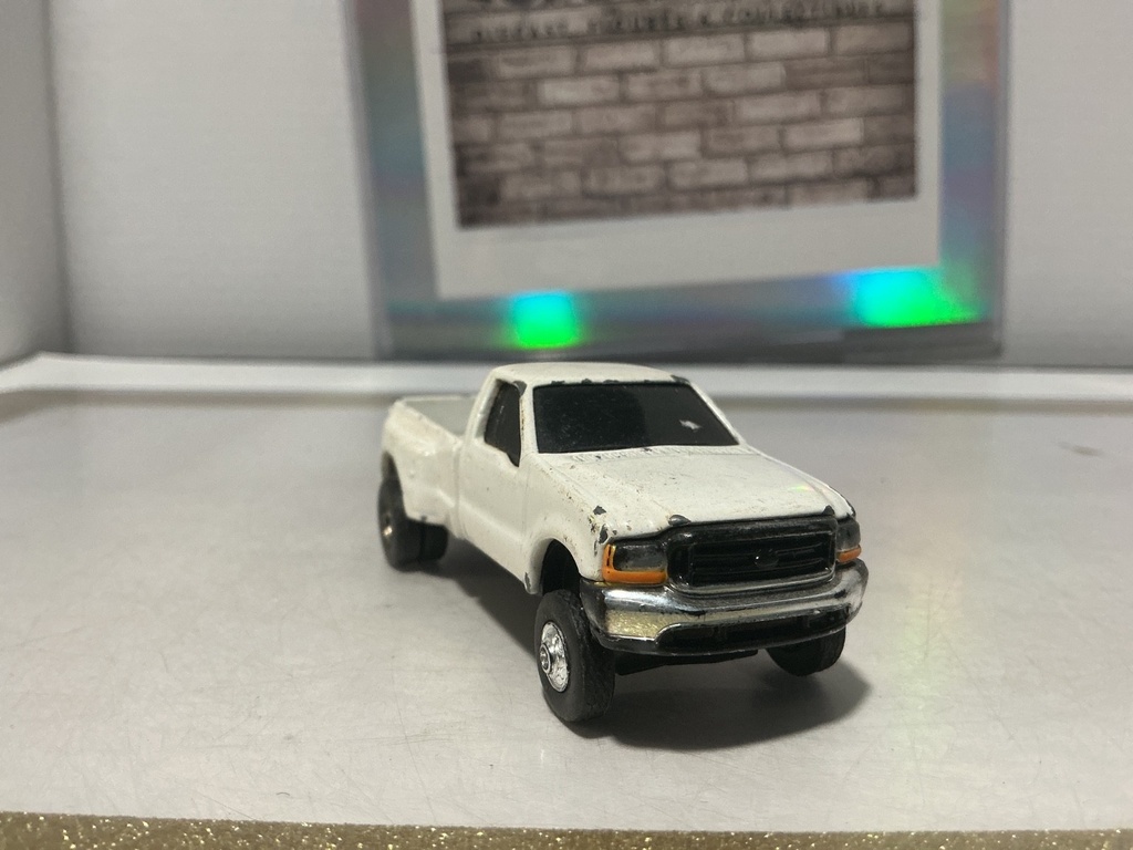 1/64 ERTL REPLICA FORD F-350 PICKUP image