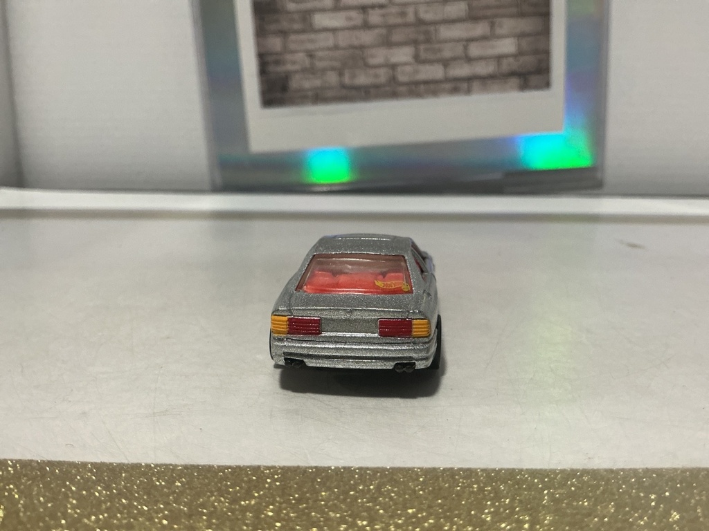 1/64 HOTWHEELS MATTEL BMW 850I image