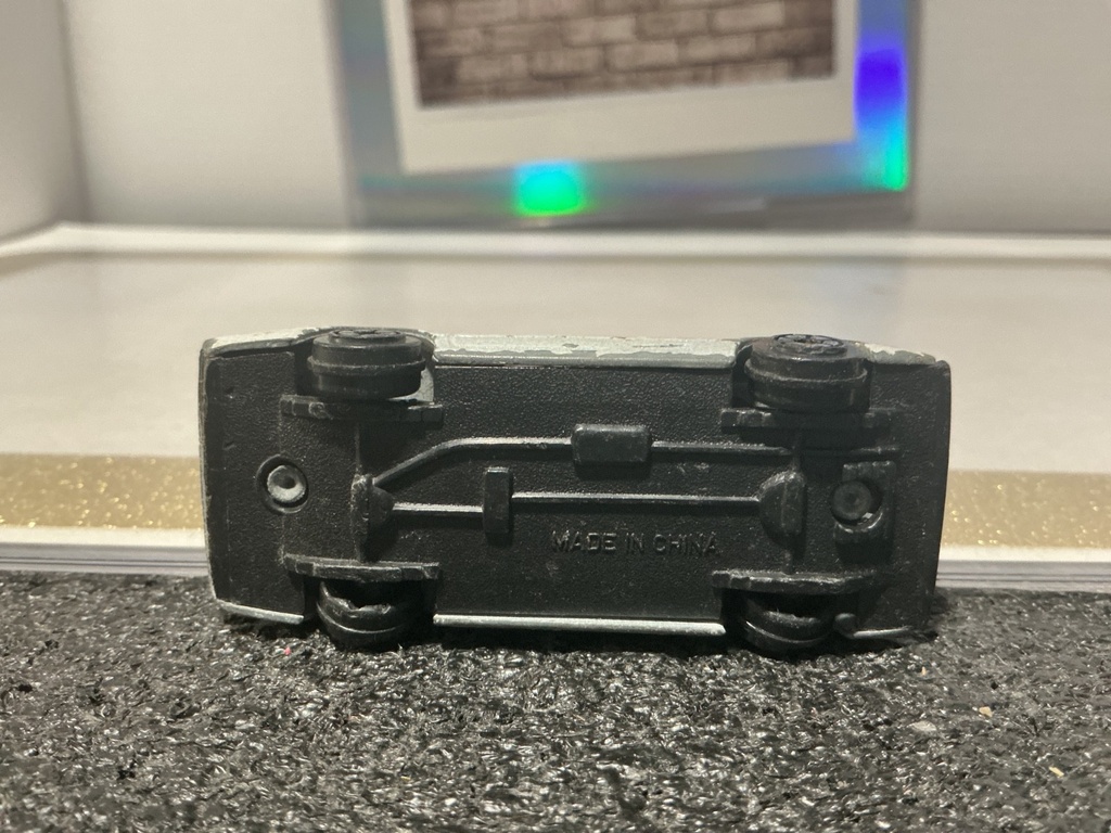 1/64 YATMING VINTAGE FERRARI 308 GTB image