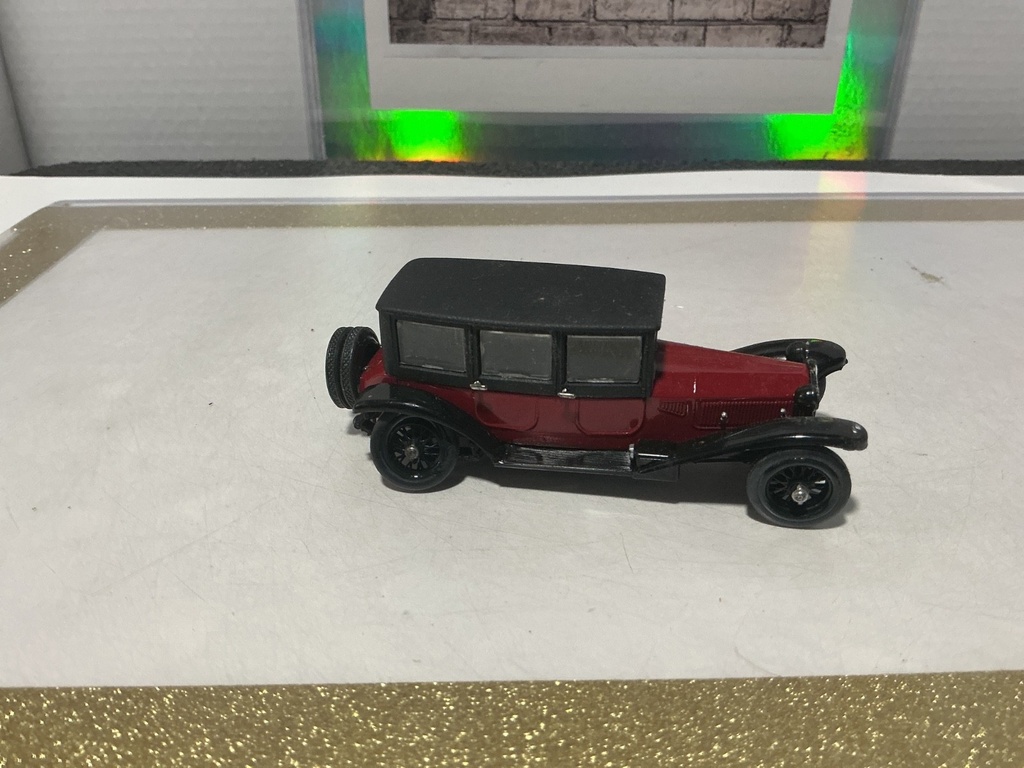 1/43 DUGU MINAUTOTOYS LANCIA LAMBDA 5 S [TIRES/AND REAR AXLE MESSED UP] image