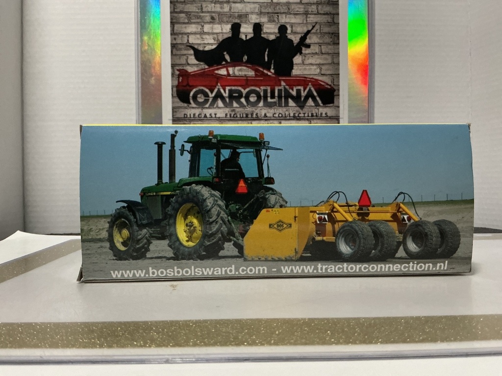 1/32 BOS CONSTRUCTION AND MACHINE MANUFACTURING -LAND LEVELING SCRAPER / DOZER B image