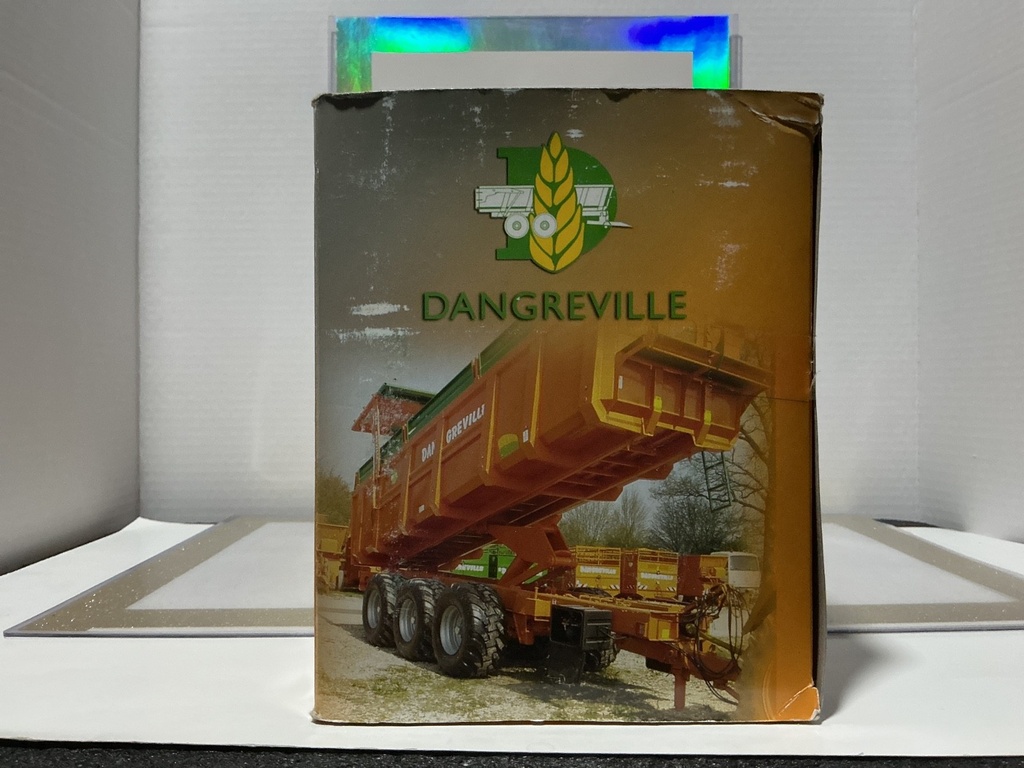 1/32 DANGREVILLE BB624 TRIDEM THREE-AXLE AGRICULTURAL TIPPING TRAILER image