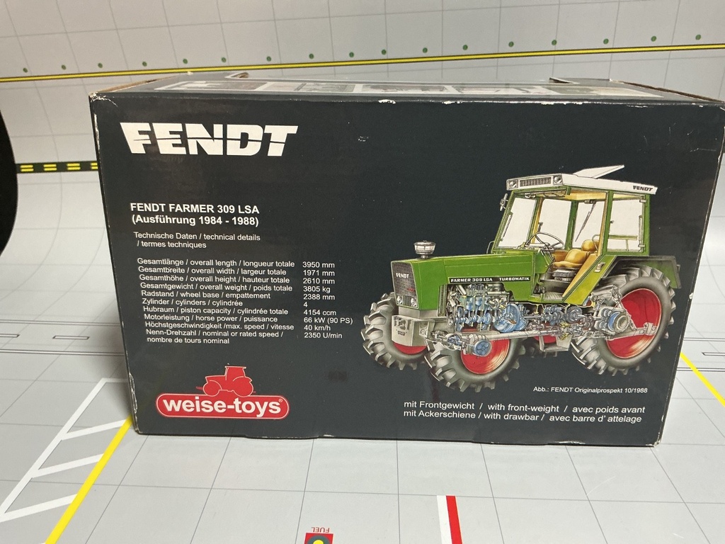 1/32 WEISE TOYS AGCO  - FENDT  FARMER 309 LSA TRACTOR   { DISPLAYED} image