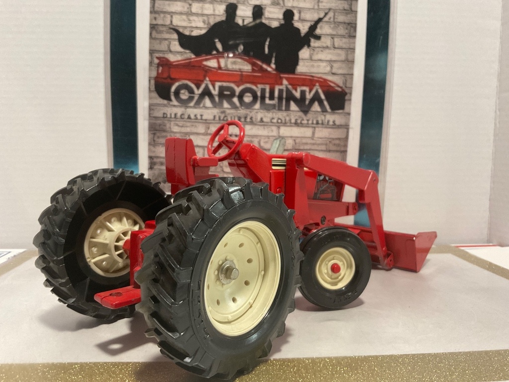 1/16: ERTL INTERNATIONAL 415 TRACTOR LOADER image