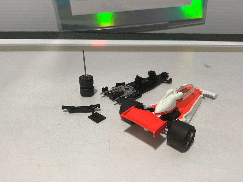 1/43 EIDAI MCLAREN M26 - MADE IN JAPAN [BROKEN] image