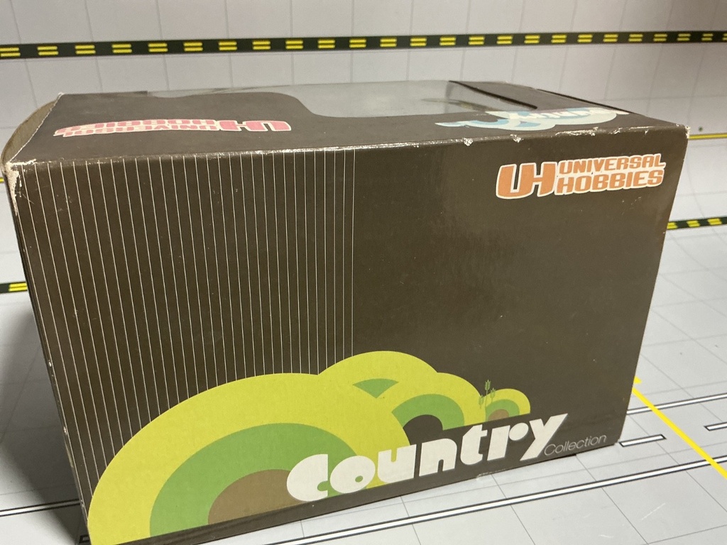 1/32 UNIVERSAL  HOBBIES GALLIGNANI  BALER { DISPLAYED} image