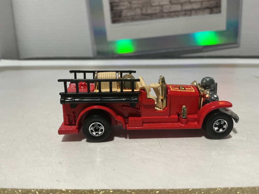 1/64 HOTWHEELS OLD NUMBER 5  - USED image