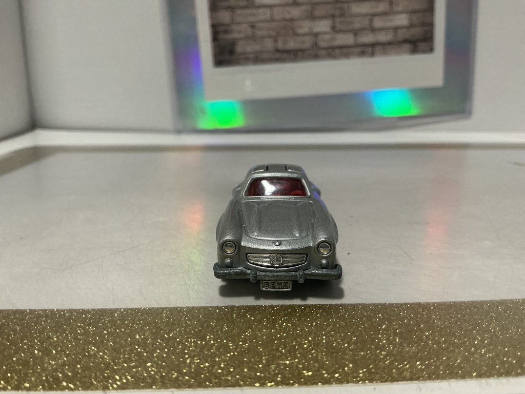 1/64 TOMICA MERCEDES BENZ 300 SL NO. F19 image