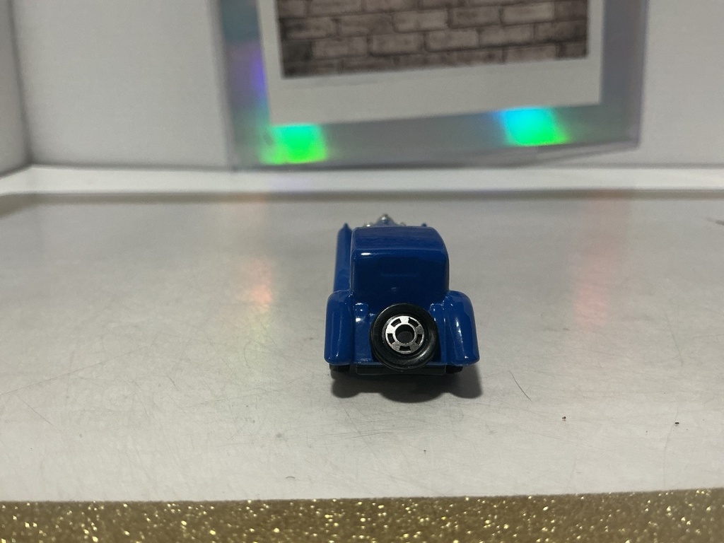 1/80 1978 TOMY - BUGATTI COUPE DE VILLE NO F46 image