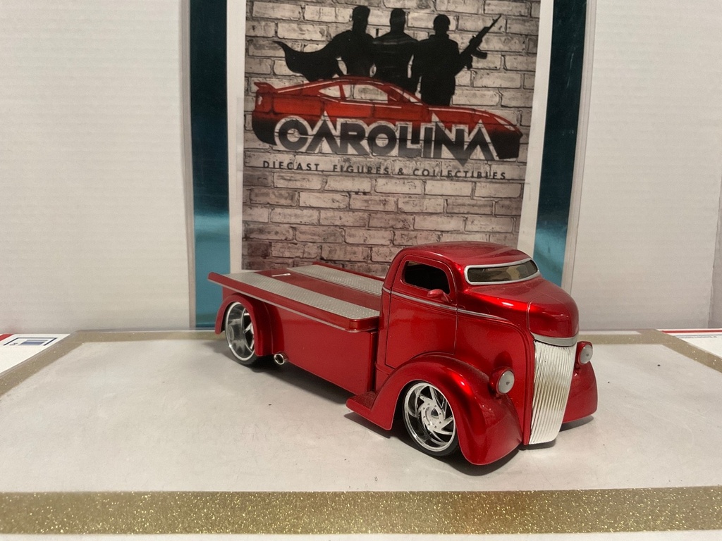 1:24 JADA 1947 FORD COE RED ON BLACK image