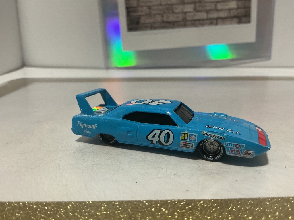 1/64 RACING CHAMPIONS 1991 - RICHARD PETTY #40 PLYMOUTH DAYTONA image
