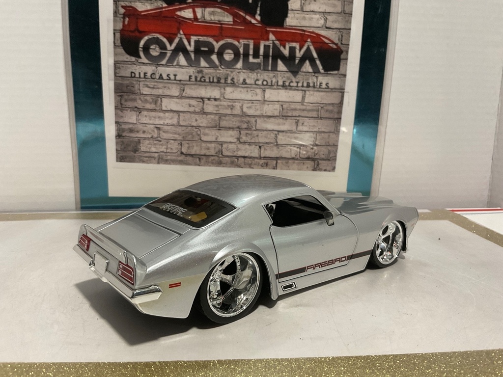 1:24 JADA BIGTIME MUSCLE PONTIAC FIREBIRD SILVER ON GREY image