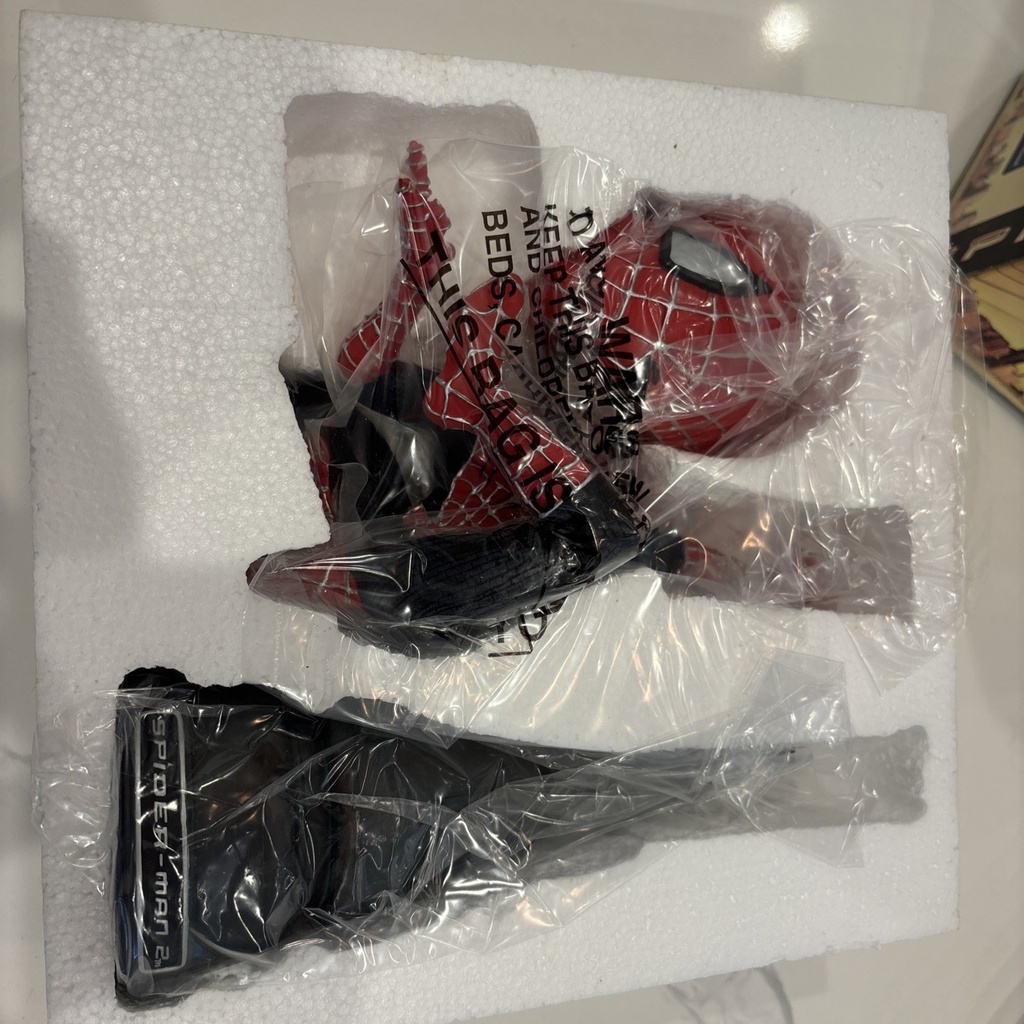 SPIDERMAN 2 NECA EXTREME HEAD KNOCKERS BOBBLEHEAD image
